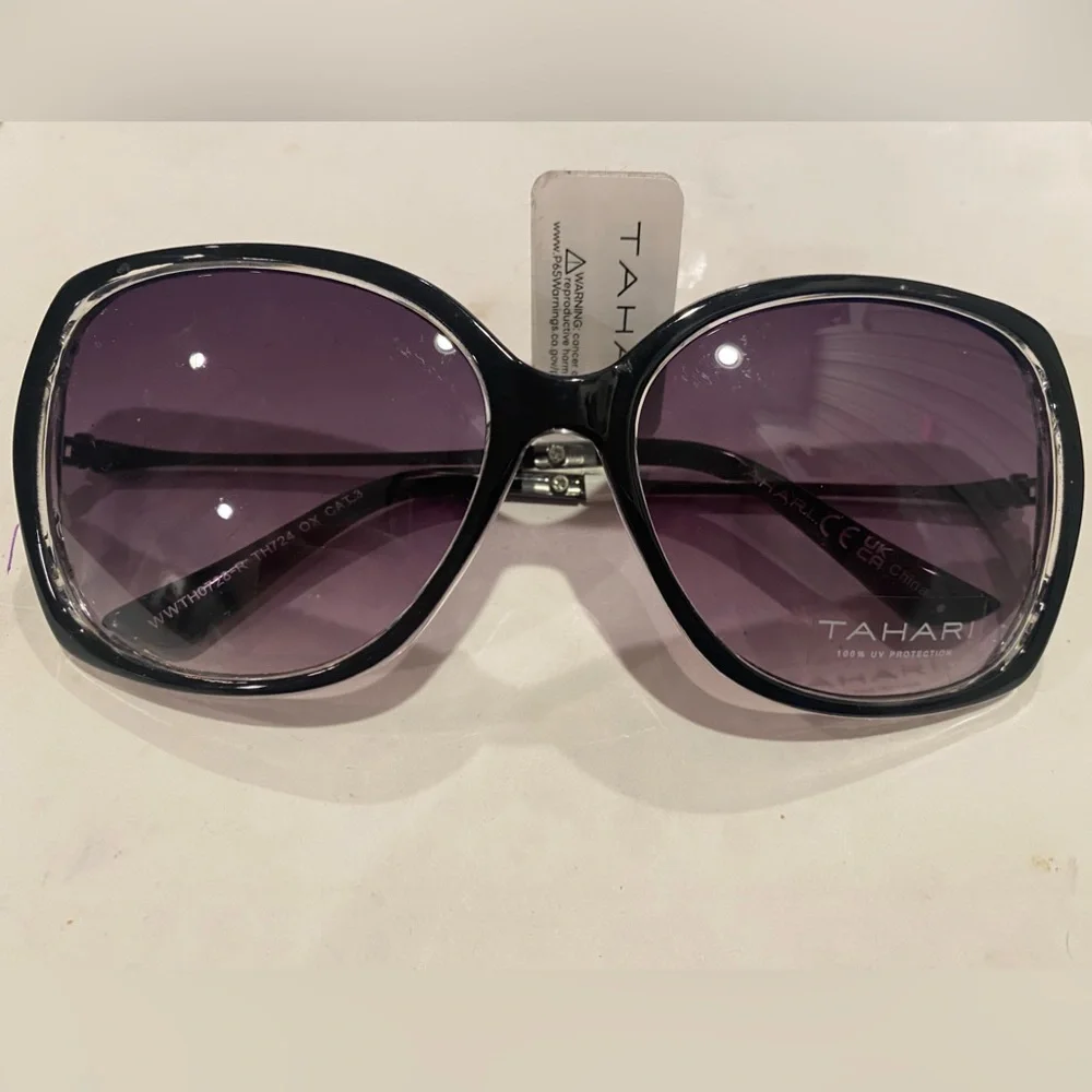 Tahari TH 724 Black Frame charcoal lens oversize  Sunglasses